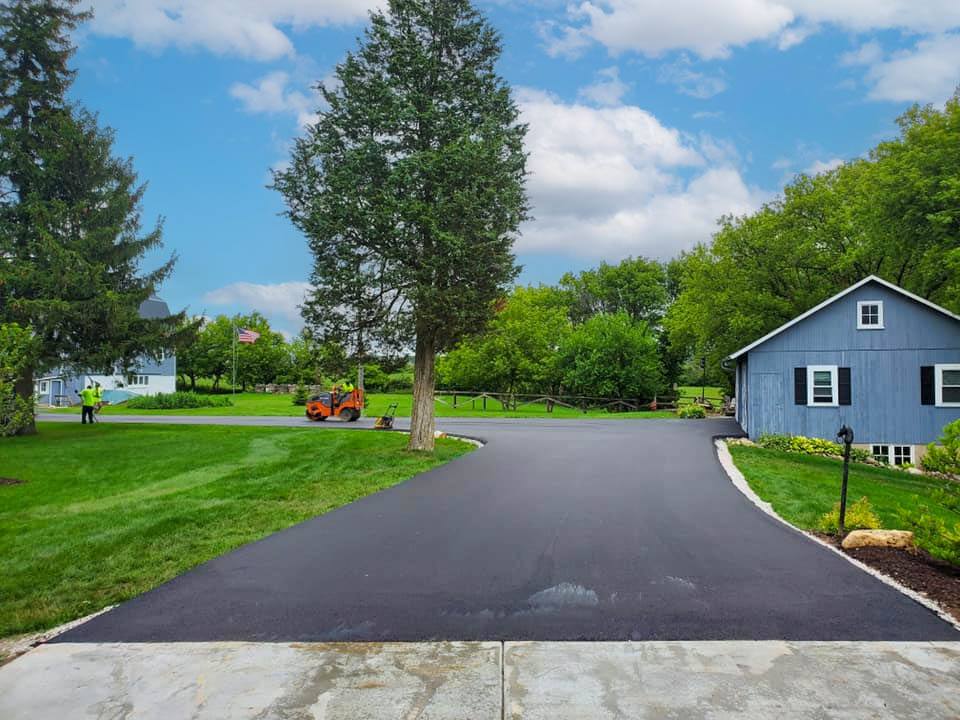 Finished residential driveway by Reliable Pavement Services